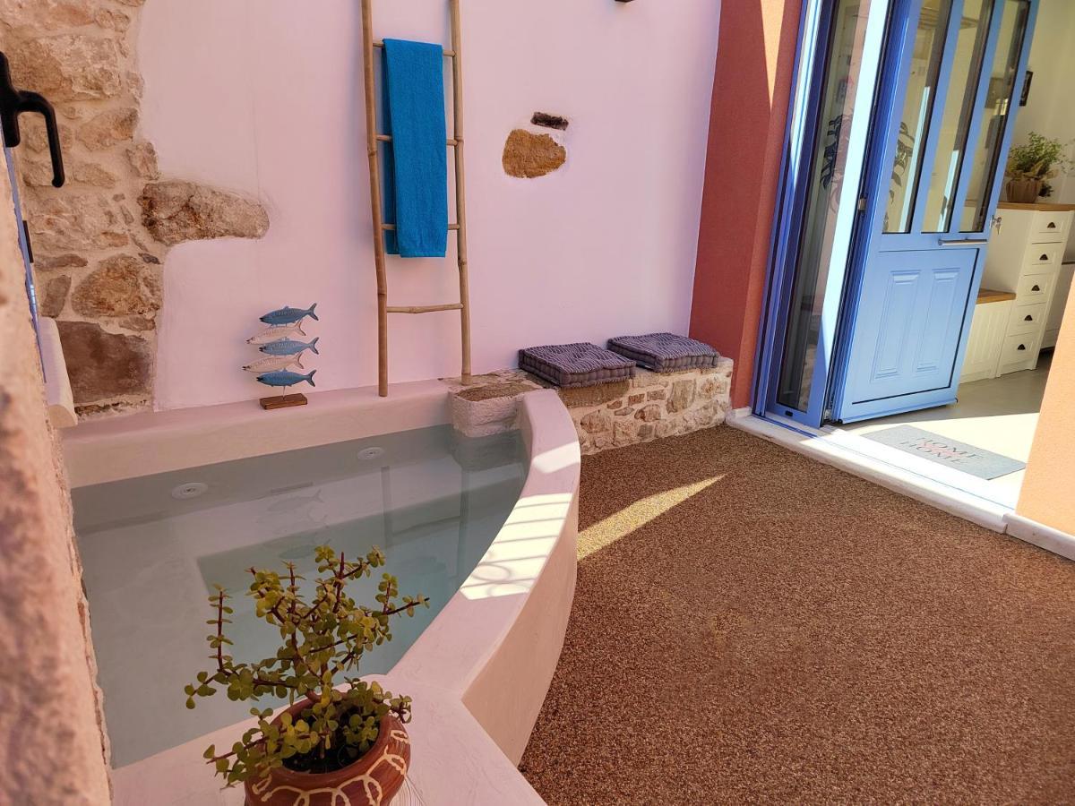 Mouse House With Sea View And Mini Pool Holiday home