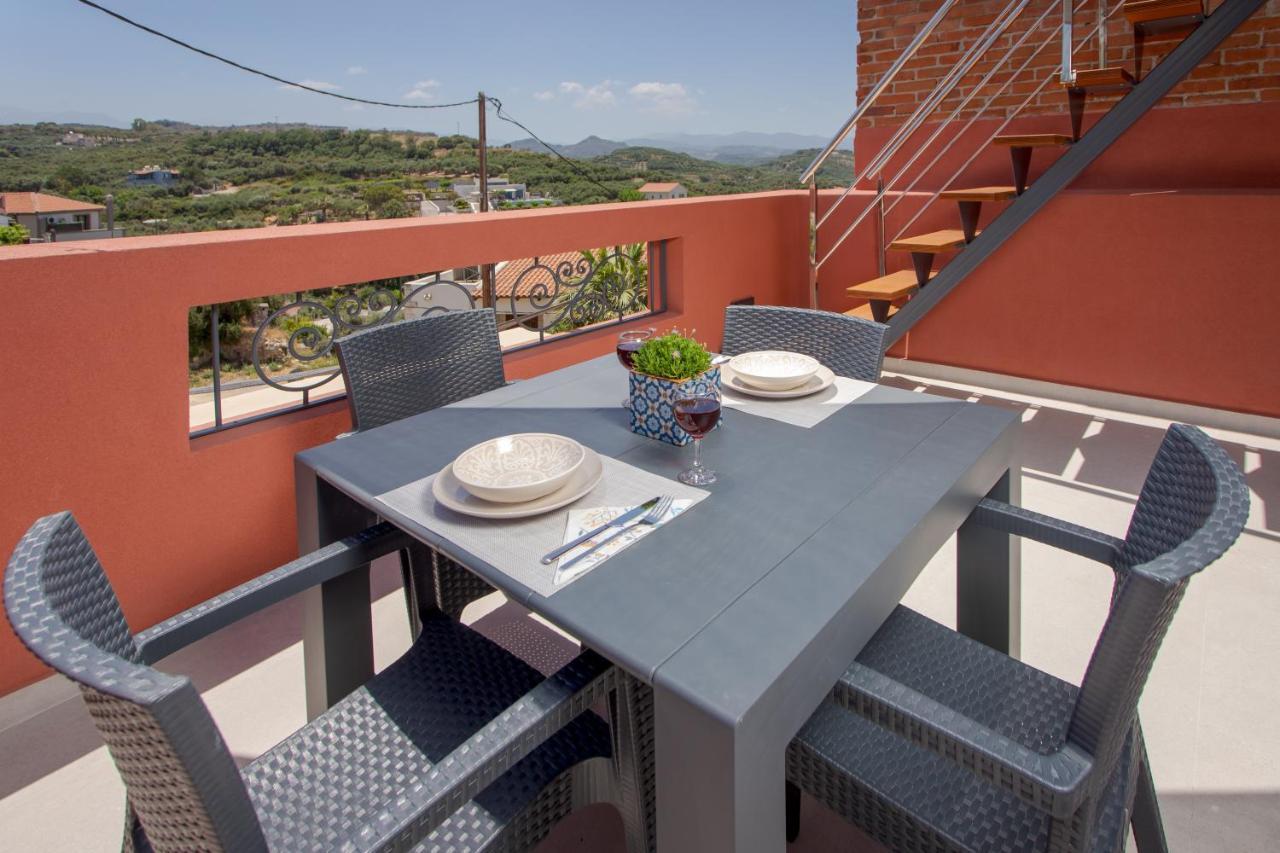Holiday home Mouse House With Sea View And Mini Pool
